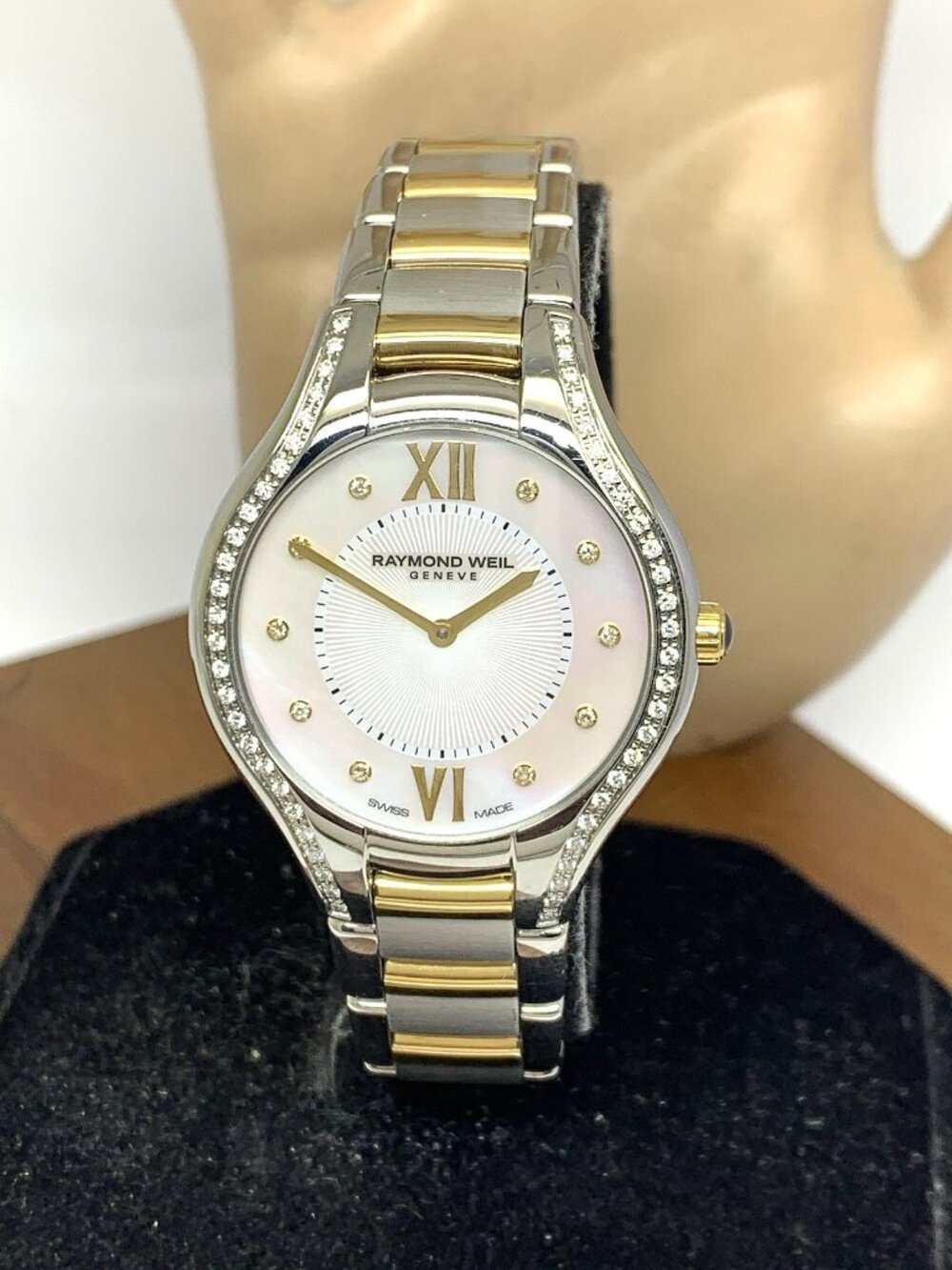 Raymond Weil Women's Watch 5132 Swiss Quartz Diamond Mother of Pearl Dial 32mm